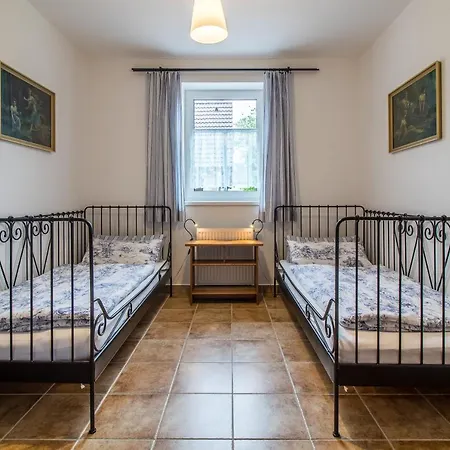 Helga Guest house 3*