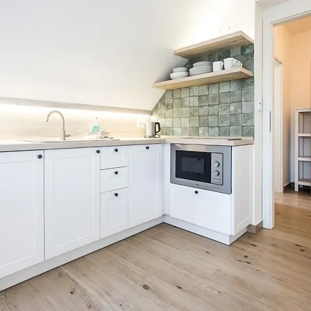 Helga Gasthuis 3*