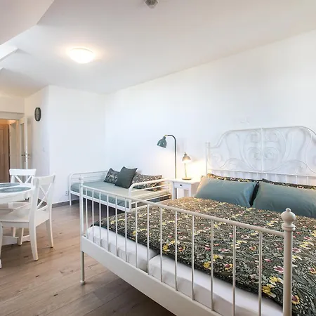 Gasthuis Helga 3*